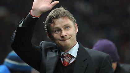 Ντύνουν τον Σόλσκιερ «ρόδο»