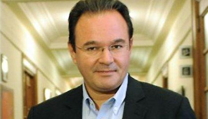 Πυρά κατά Παπακωνσταντίνου για το έλλειμμα