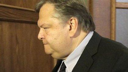 Και άλλα μέτρα, αν δεν πεισθεί η Τρόικα