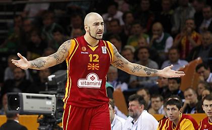 «Τιμή μου να παίξω στον Ολυμπιακό»