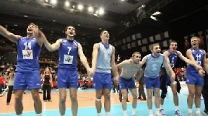 Στην κορυφή οι Σέρβοι