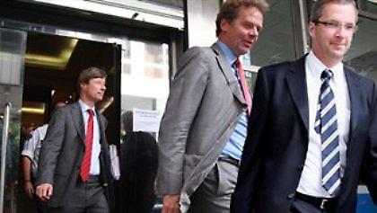 «Πάρτε πίσω τις συντάξεις από όσους είναι κάτω των 55 ετών»