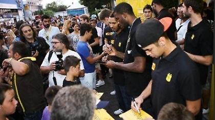 Ο Άρης στο περίπτερο του Παιδικού Χωριού του Φιλύρου