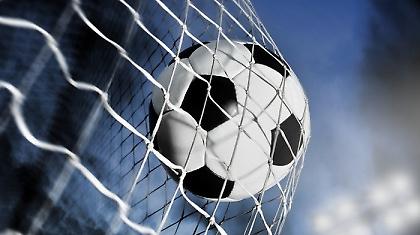 Τα πιο απίστευτα γκολ στον κόσμο!(vid)