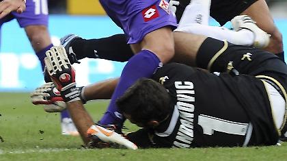 Ενάμιση μήνα έξω ο Τζιλαρντίνο (video)