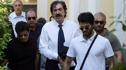 Αποφασίζουν για το μέλλον του Μάκη…