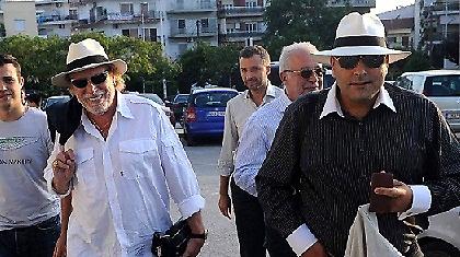 Απορίες για Φλωρίδη και Σαχπατζίδη