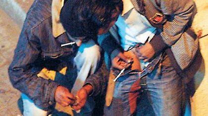 Τα μελλοθάνατα πρεζόνια δεν είναι η Αθήνα μου