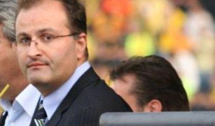 «Απαράδεκτο να σπιλώνονται άνθρωποι και ομάδες»