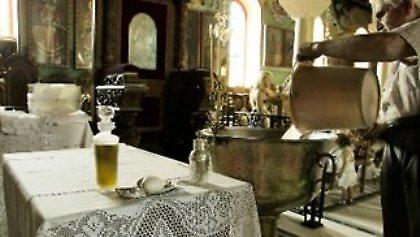 Παπάς χάλασε τη βάφτιση γιατί του έδωσαν «μόνο» 130 ευρώ!