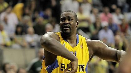 Νίκη με «Σόφο» και «Τεό»