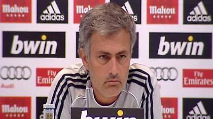 Μουρίνιο: «Αύριο θα ''κοπούν'' τα χαμόγελά σας»