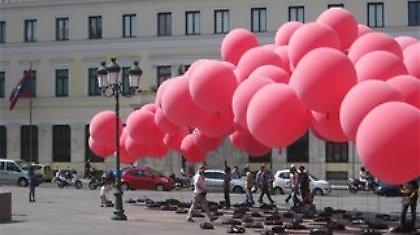Πρωτοφανής βανδαλισμός έργου τέχνης στην πλατεία Κοτζιά