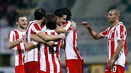 Στραβός είναι ο γιαλός (για την ώρα...)