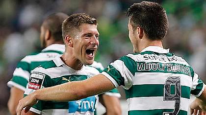 Αυτά τα «λιοντάρια» δαγκώνουν