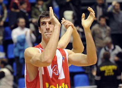 Χάρισε οφειλές ο Κέσελ