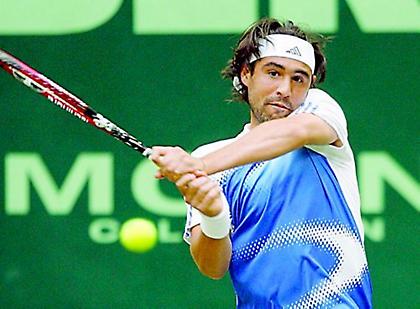 Σταθερός ο Παγδατής, άλμα για Τσονγκά