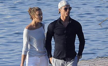 Παντρεύεται ο Ρονάλντο! (pics)