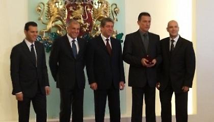 Προεδρικές τιμές για «Ζοτς»