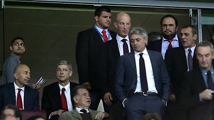 Συγχαρητήρια Μαρινάκη και... Βενγκέρ