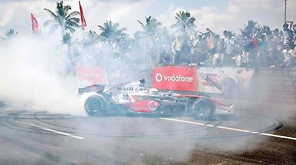 Ενθουσίασε ο Χάμιλτον στην Ινδία (video)