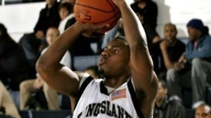 Στα «κιτρινόμαυρα» ο Τζόνσον