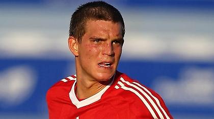 «Μέσα» και ο Άγκερ!