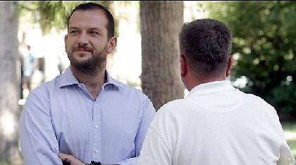 Όταν ο Σταύρος ζήλεψε τη συνήθεια του Σωκράτη