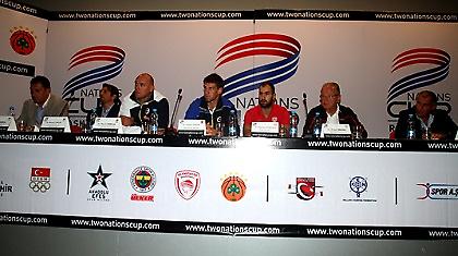 Στην Κωνσταντινούπολη οι «αιώνιοι»