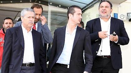 Μοίρασε «ευχαριστώ» ο Μαχλάς