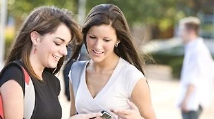 Σε «μαύρη» λίστα θα μπαίνουν όσοι δεν πληρώνουν το κινητό τους