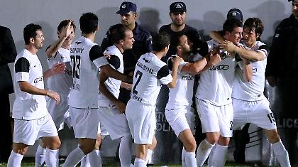 Χαμόγελα και πριμ στον ΟΦΗ