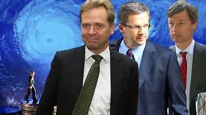 Τυφώνας Τρόικα σαρώνει την Ελλάδα