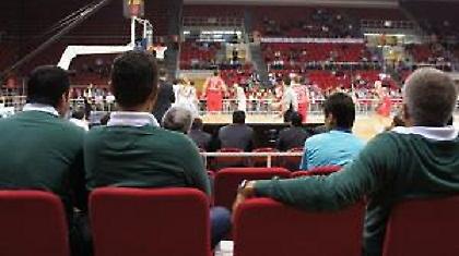 Ο Ομπράντοβιτς… κατασκοπεύει τον Ολυμπιακό (pics)