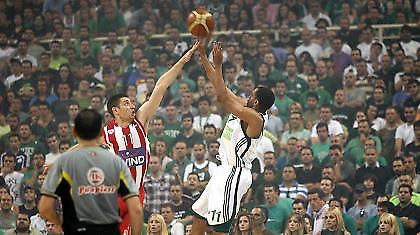 Χάνει Εφές ο Πελεκάνος