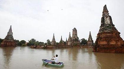 Στους 224 οι νεκροί από τις πλημμύρες στην Ταϊλάνδη