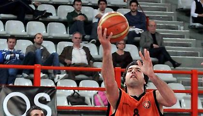 Διπλό «χτύπημα» από ΑΕΚ