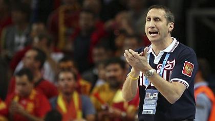 Γκρίνια από Μπλατ