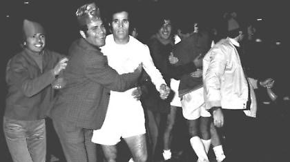 40 χρόνια από την «κυανέρυθρη» πρόκριση επί της Ατλέτικο (video)