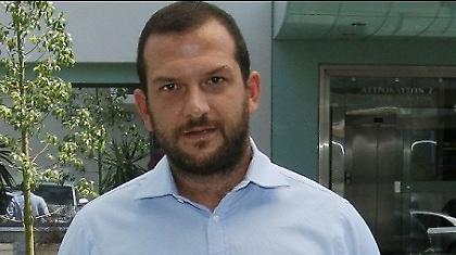 Έδωσε το διαρκείας πίσω στον Αδαμίδη