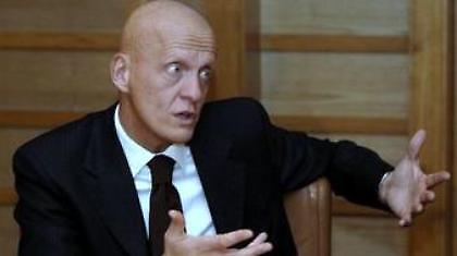 Κολίνα εναντίον τεχνολογίας