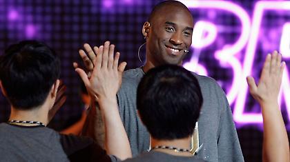 Κόμπι απλώς για… φιλικό