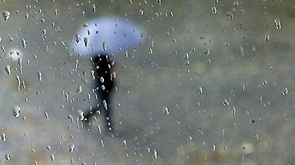 Ραγδαία επιδείνωση του καιρού με βροχές και καταιγίδες