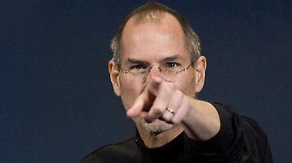 Μη ζούμε μέσα απ’ τις ζωές των άλλων