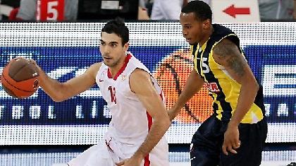 Σλούκας: «Με απασχολεί μόνο ο Ολυμπιακός»