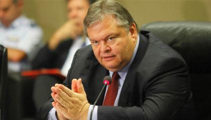 Έκθεση με θέμα : «Η 6η δόση…»