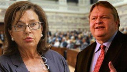 Βάσω: «Να πάει φυλακή πολιτικός!» - Βενιζέλος: «Όποιος νομίζει, ας ρίξει την κυβέρνηση!»