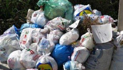 Νέα εισαγγελική παρέμβαση για τα σκουπίδια