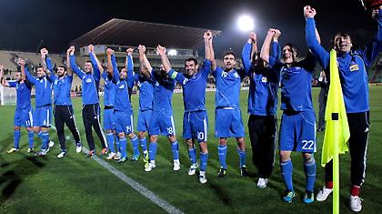 Στην «αρένα» και όχι στον... καναπέ