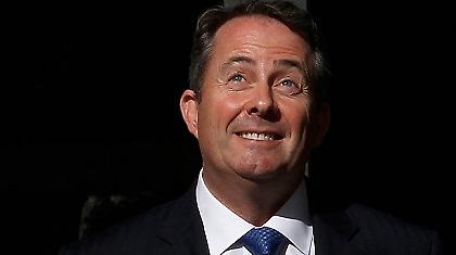 Παραιτήθηκε ο Βρετανός υπουργός Άμυνας, Λίαμ Φοξ